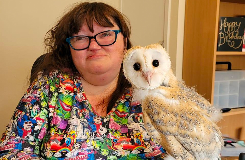 Laura Peggs and a barn owl Image: Laura Peggs/Facebook
