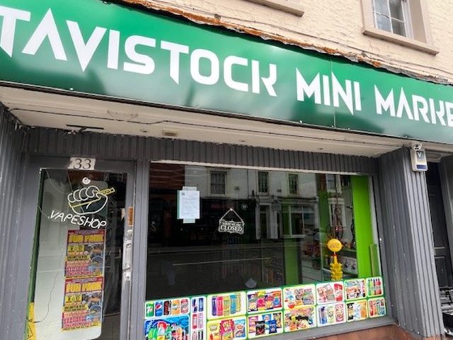 The exterior of Tavistock Mini Mart on Tavistock Street in Bedford